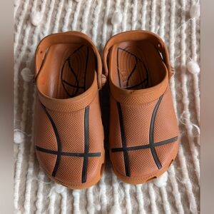 Kids Basketball Crocs Size 3